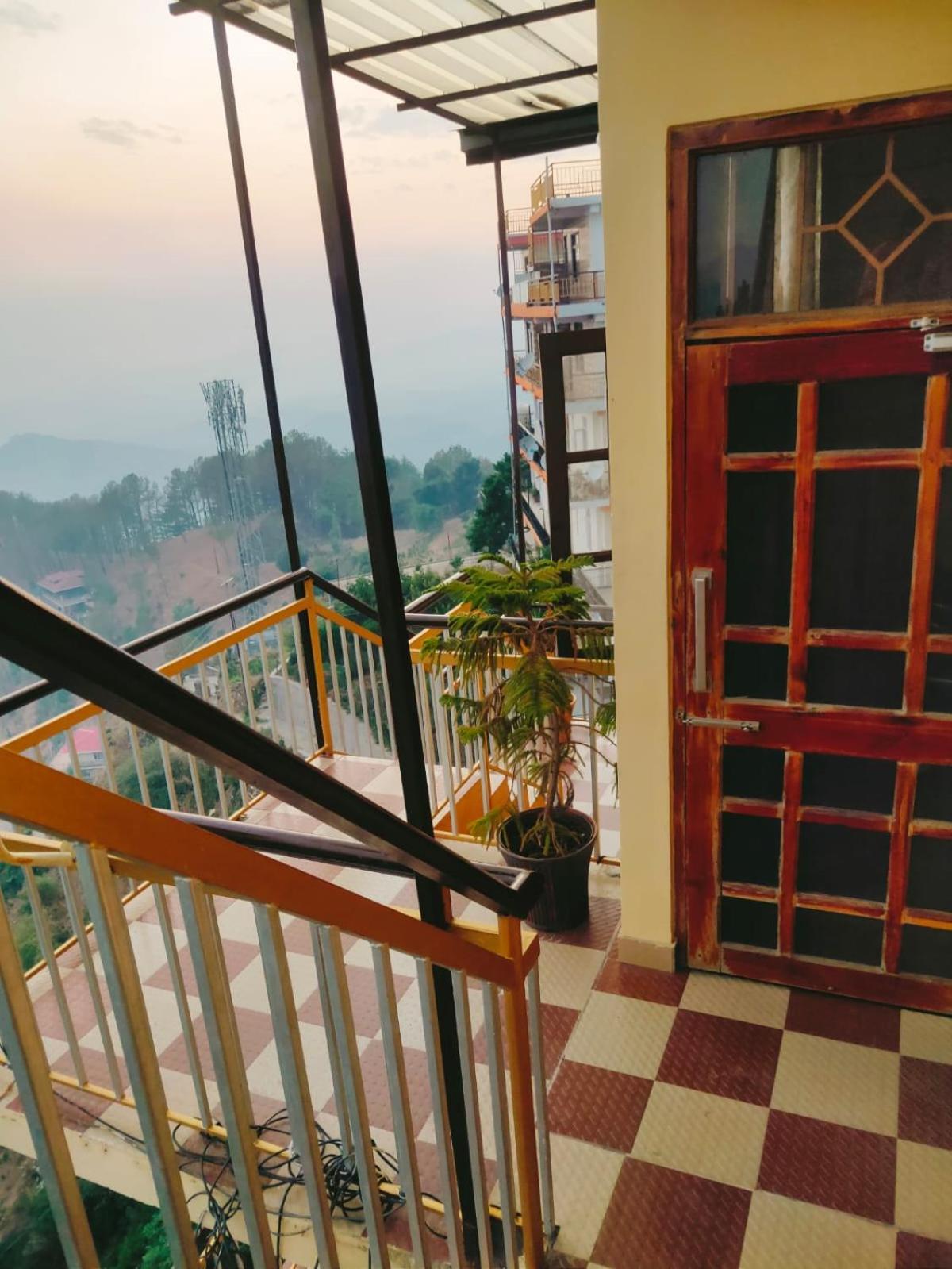 Thakur Apartment Shimla Exterior foto