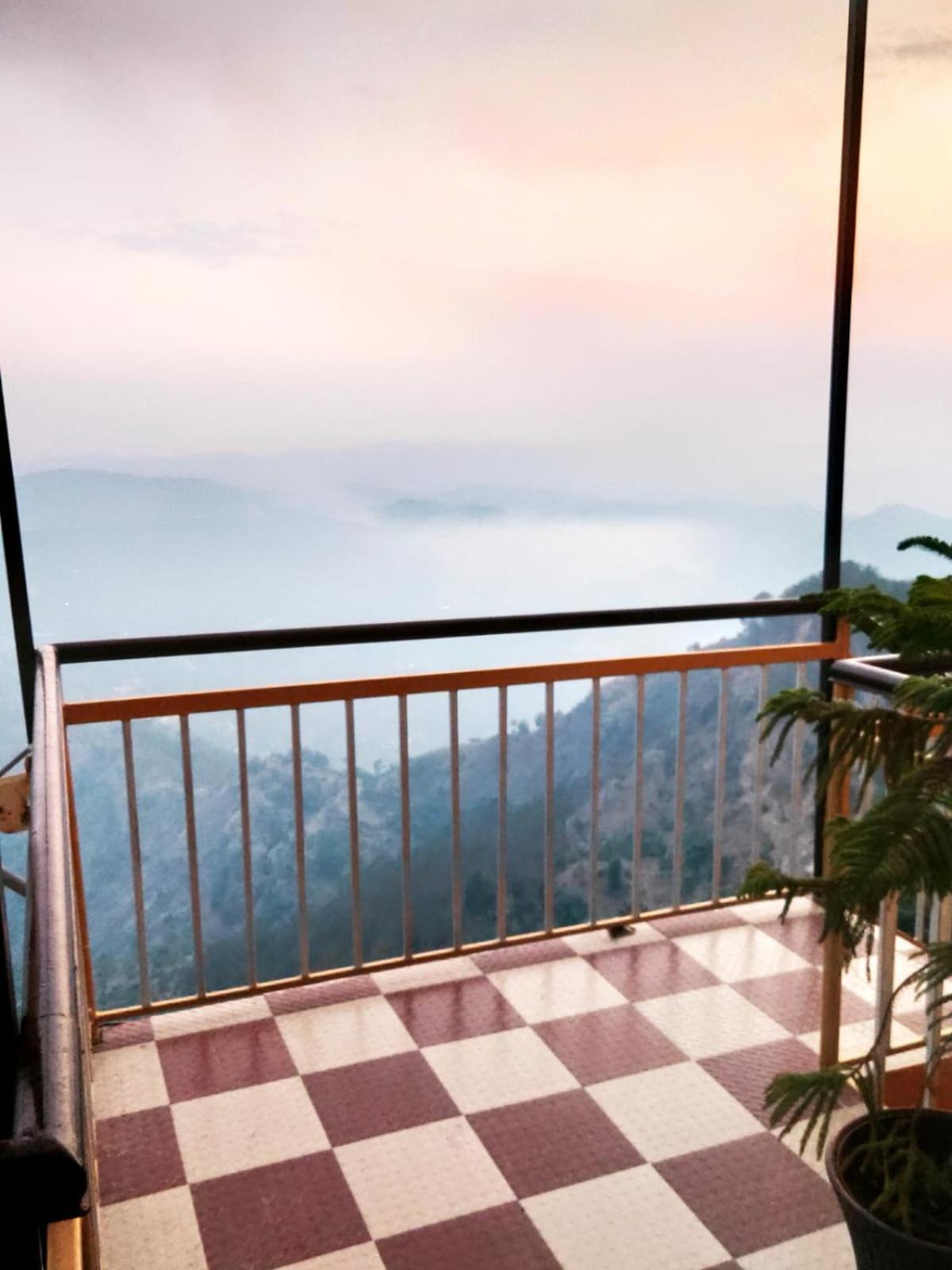 Thakur Apartment Shimla Exterior foto